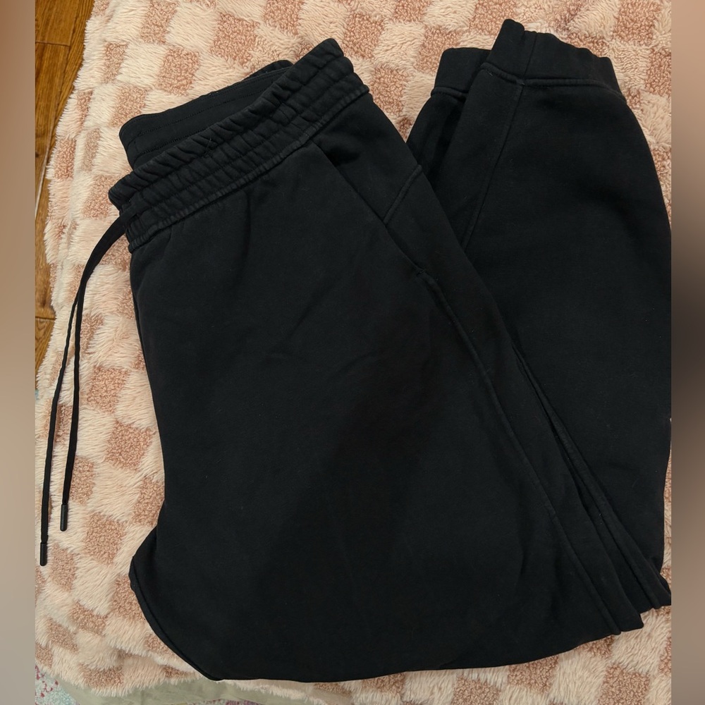 Lululemon High Rise Scuba Joggers Black Size 12